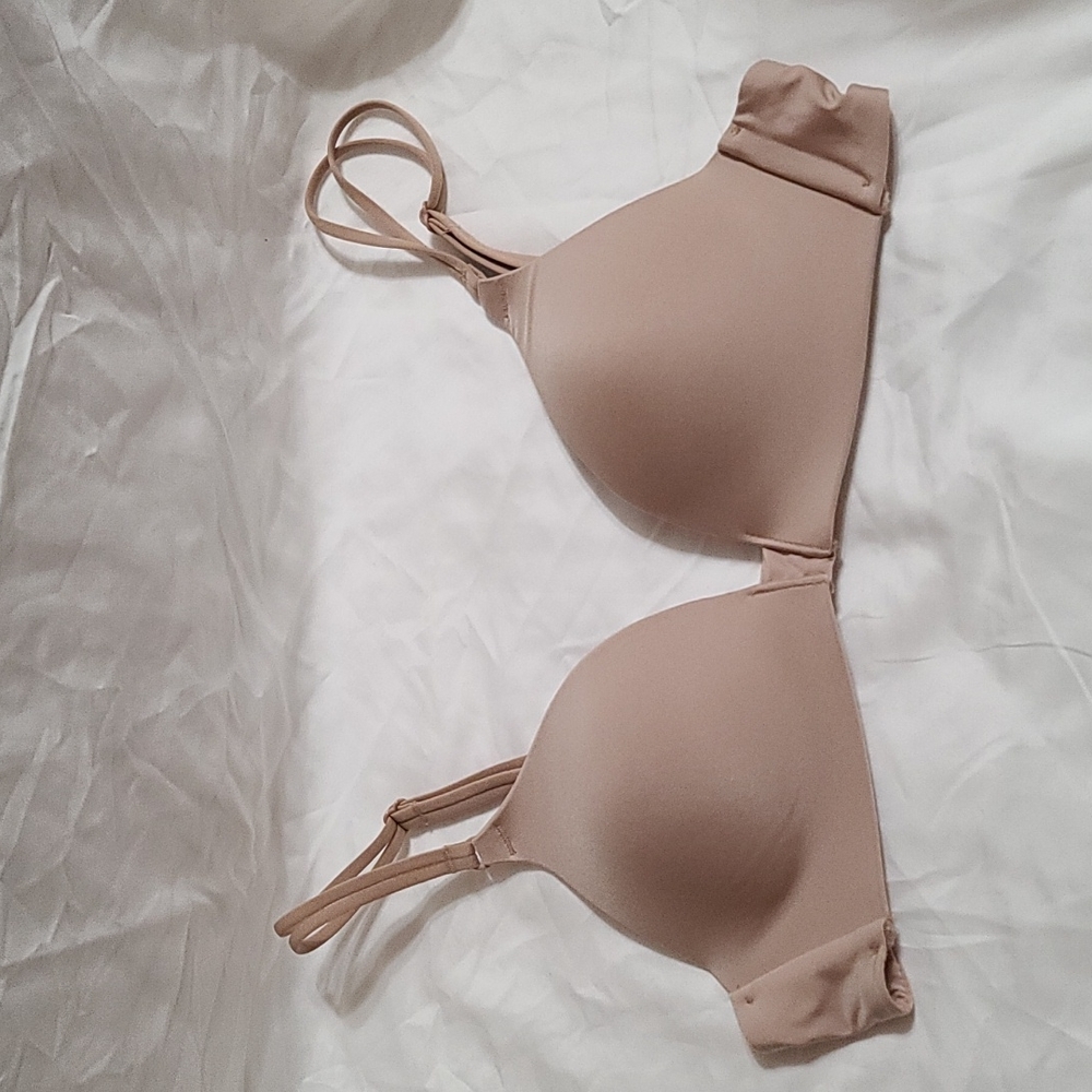 Victoria's Secret Nude no wire 32A